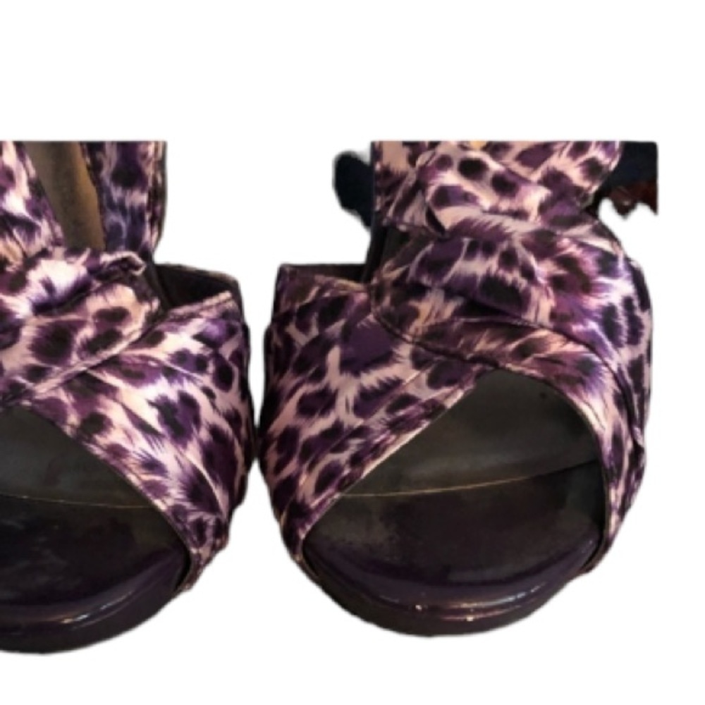 Wild Rose size 10 Purple Leopard Heels platform at toe for comfort - Picture 2 of 10